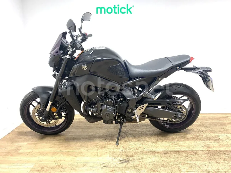 Yamaha MT-09 - Vista 6