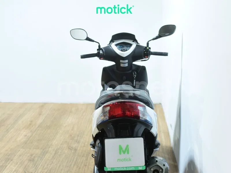 Kymco Agility City 125 - Vista 6