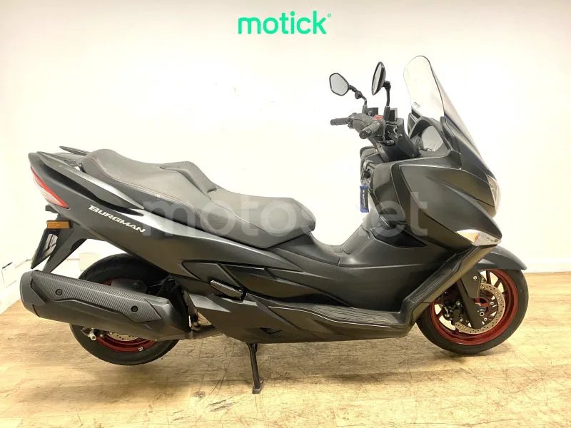 Suzuki Burgman 400 3940 € 2018 Valencia - 2