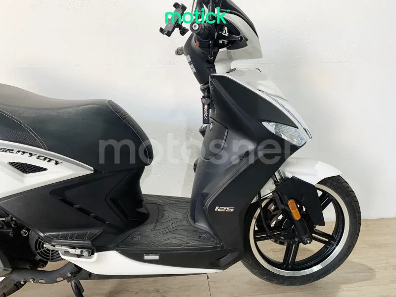 Kymco Agility City 125 - Vista 3