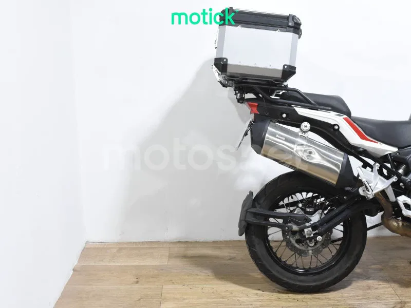 Benelli TRK 502 - Vista 3