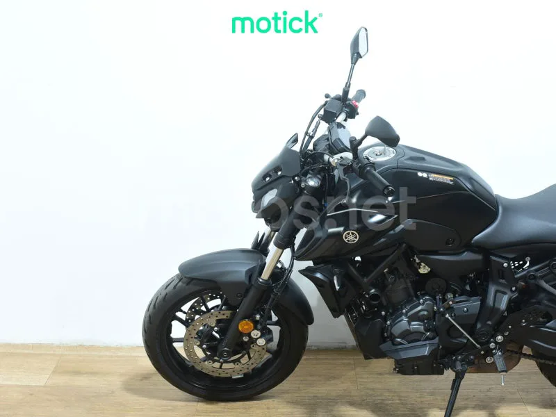 Yamaha MT-07 - Vista 8