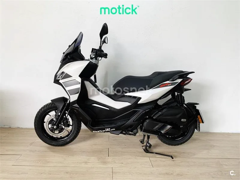 Aprilia SR GT 125 - Vista 6