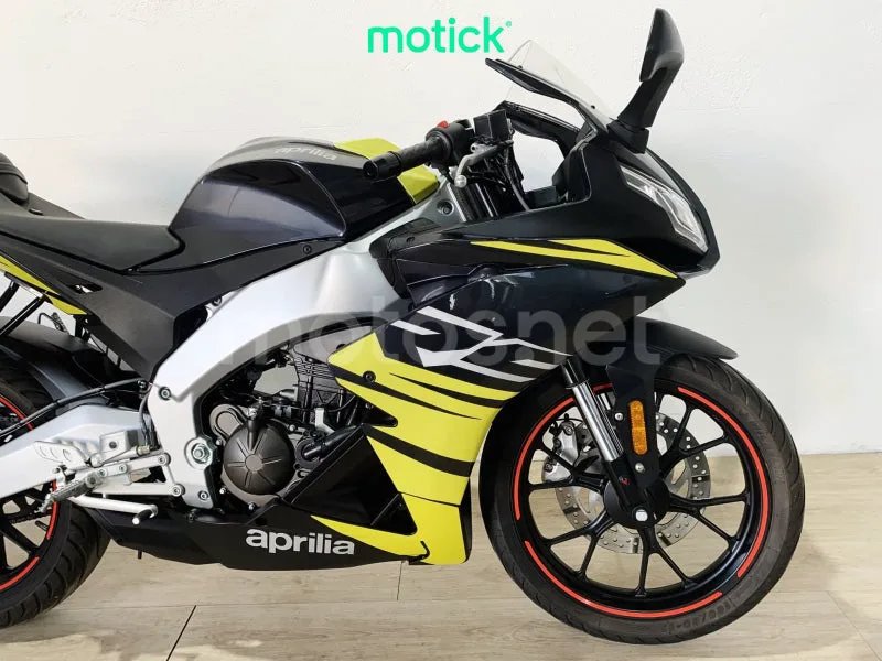 Aprilia RS 125 - Vista 4