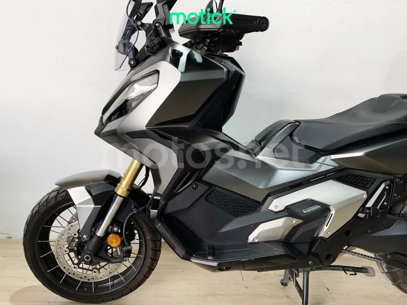 Honda X-ADV - Vista 7
