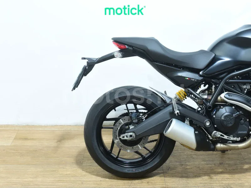 Ducati Monster 797 - Vista 3