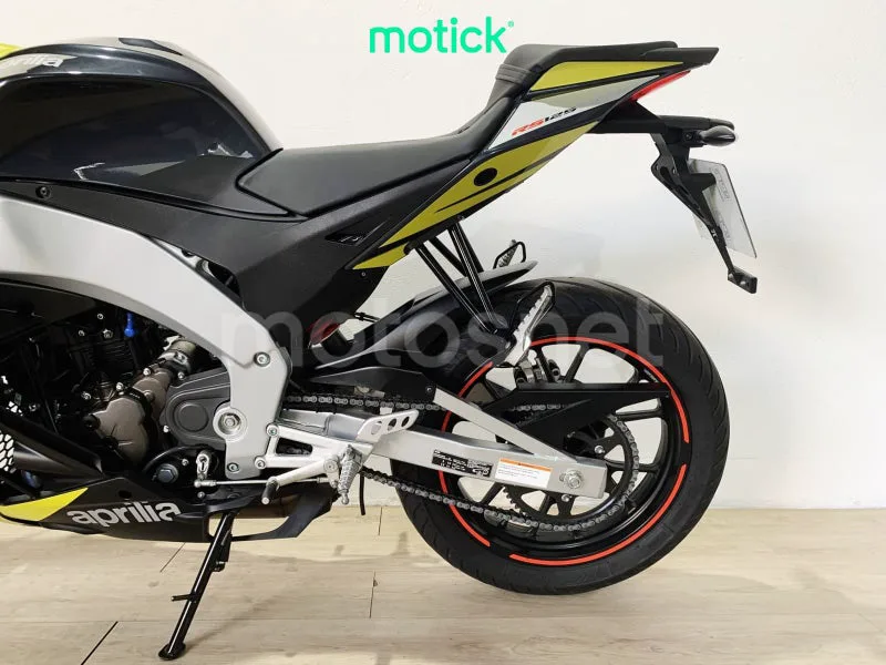 Aprilia RS 125 - Vista 8