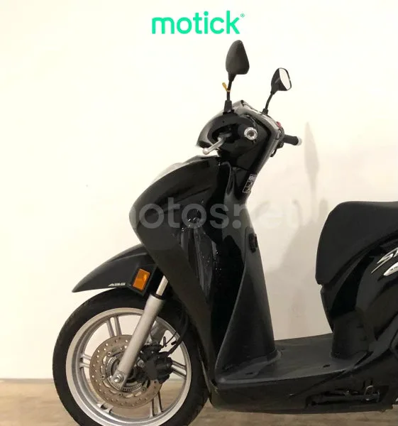 Honda SH350i - Vista 7