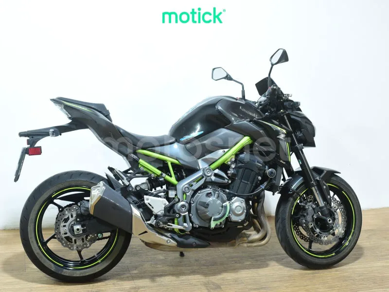 Kawasaki Z900 - Vista 10