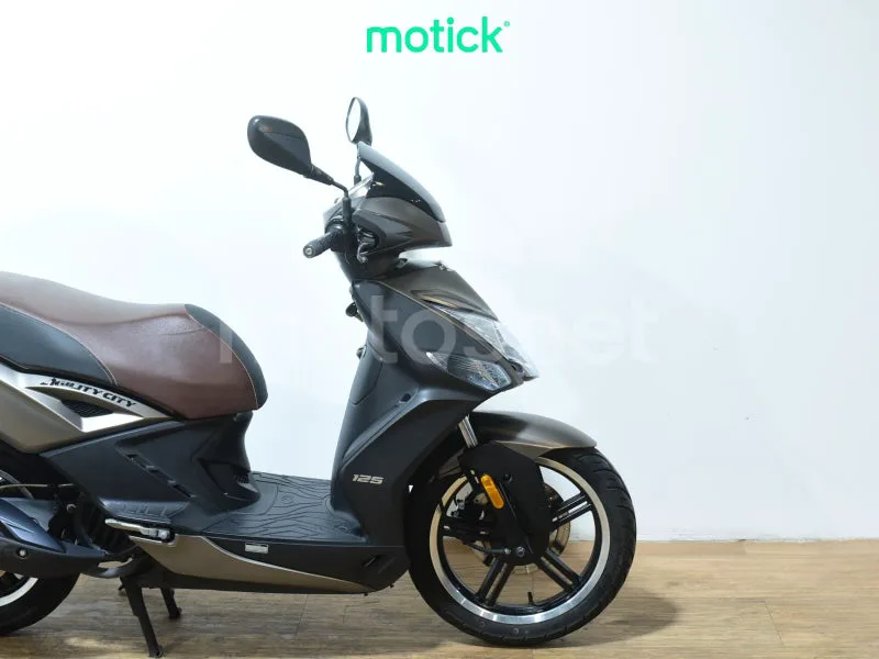 Kymco Agility City 125 - Vista 4