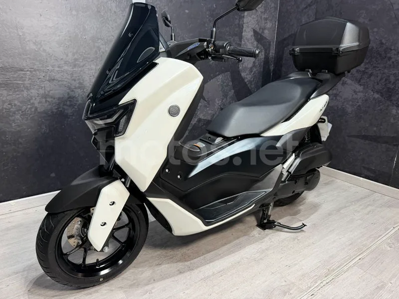 Yamaha NMAX - Vista 7