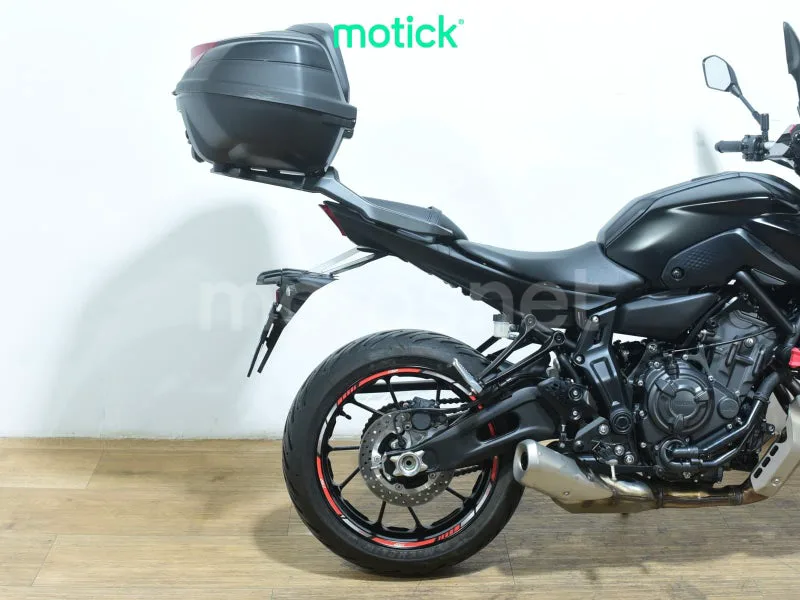 Yamaha MT-07 - Vista 3