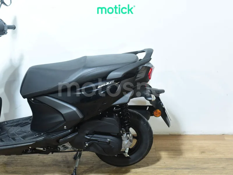 Yamaha RayZR 125 - Vista 9