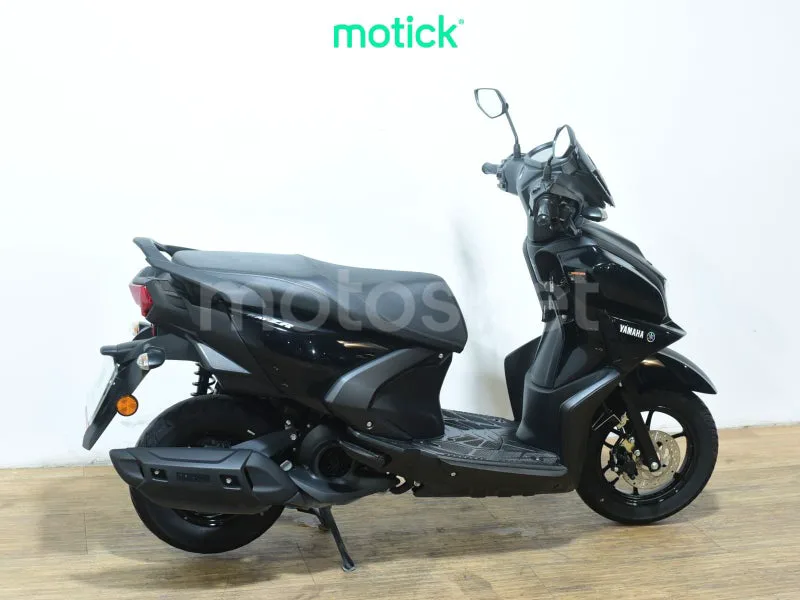 Yamaha RayZR 125 - Vista 10