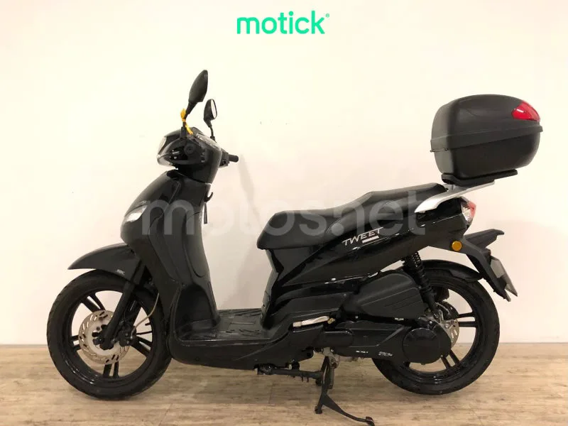 Peugeot Tweet 125 - Vista 6