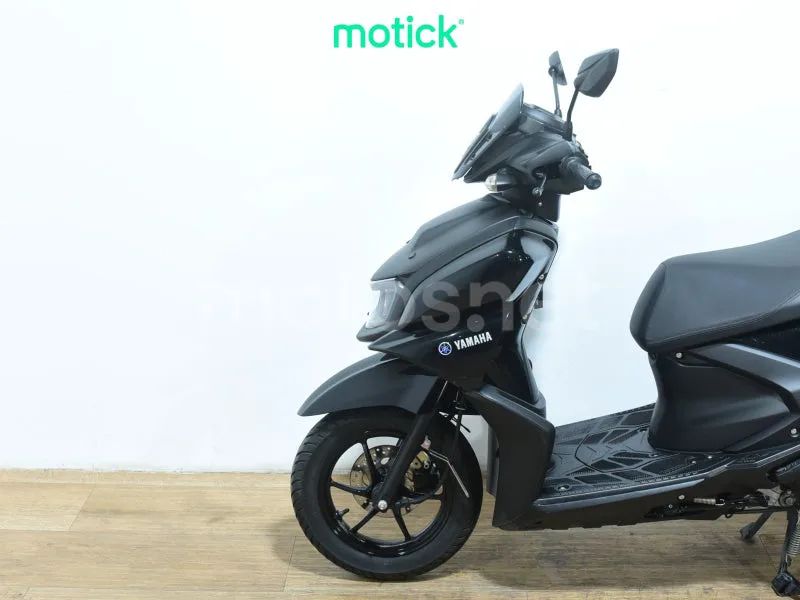 Yamaha RayZR 125 - Vista 8