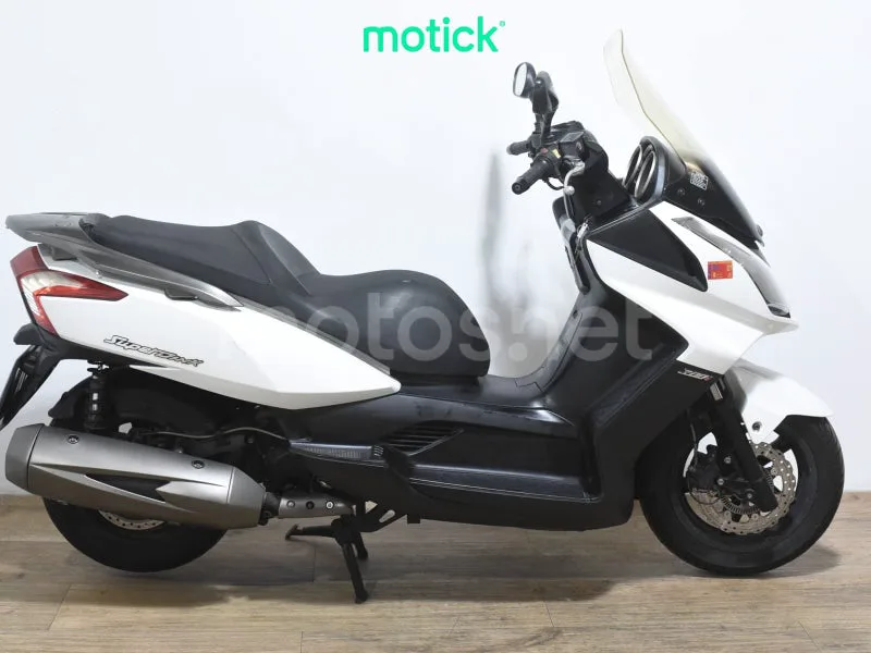 Kymco Super Dink 300 2240 € 2011 Valencia - 2