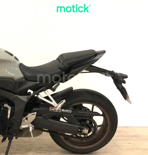 Honda CB650R - Vista 8