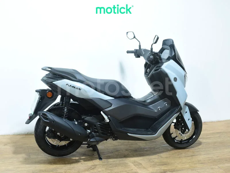 Yamaha NMAX - Vista 10