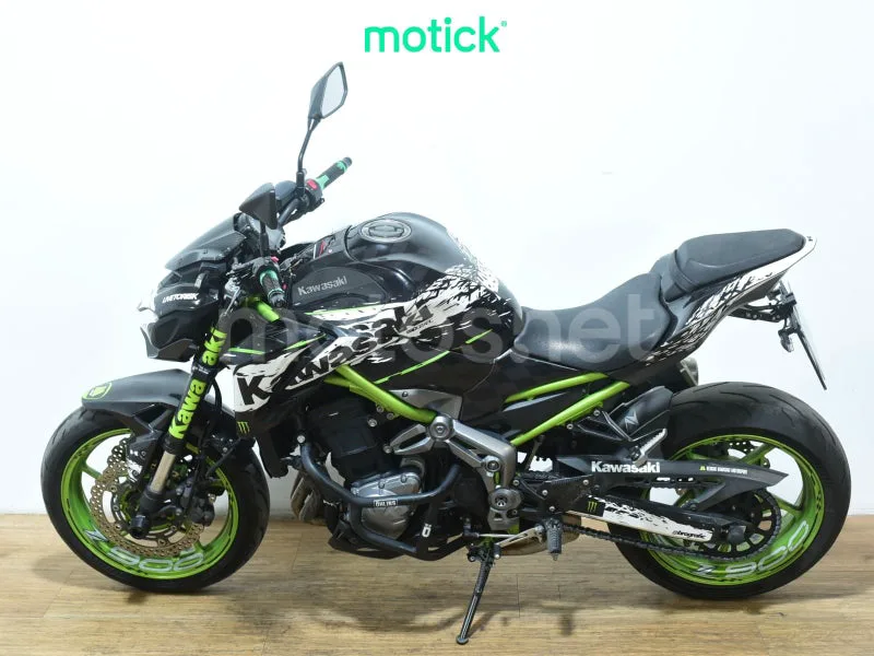 Kawasaki Z900 - Vista 7