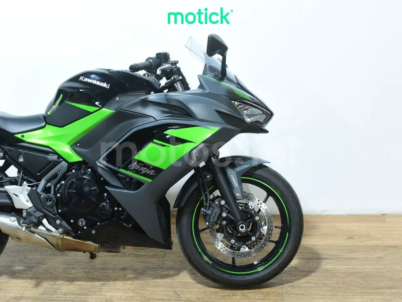 Kawasaki Ninja 650 - Vista 4
