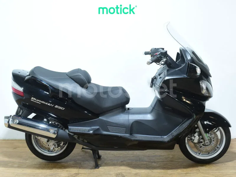 Suzuki Burgman 650 Executive 4380 € 2011 Sevilla - 2