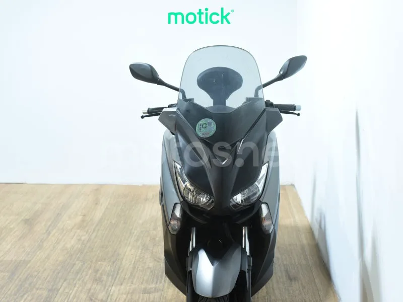 Yamaha XMAX 400 - Vista 11