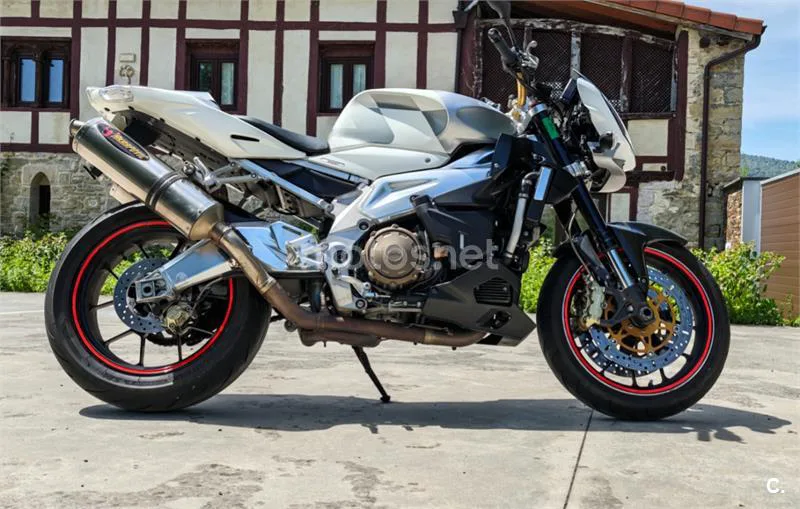 Aprilia Tuono 1000 R - Vista 4