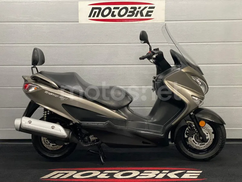 Suzuki Burgman 125 2290 € 2018 Tarragona - 1