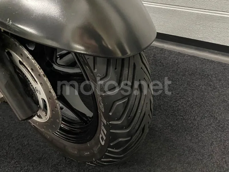 Suzuki Burgman 125 - Vista 9