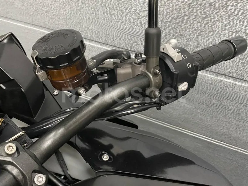 Kawasaki Versys 1000 - Vista 20