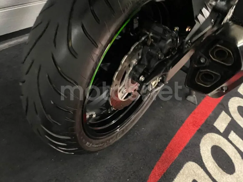 Kawasaki Versys 1000 - Vista 4