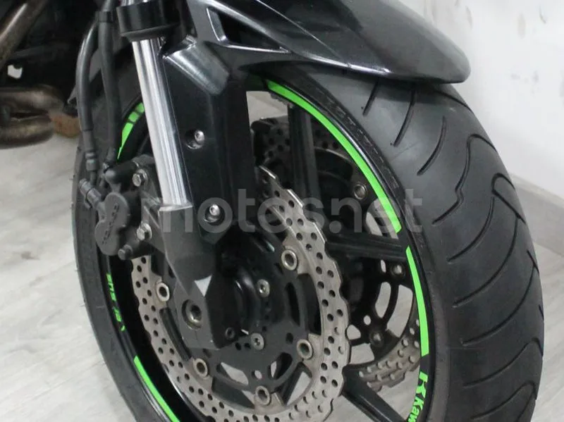 Kawasaki Versys 650 - Vista 8