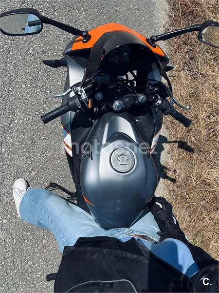 Honda CBR125R - Vista 5