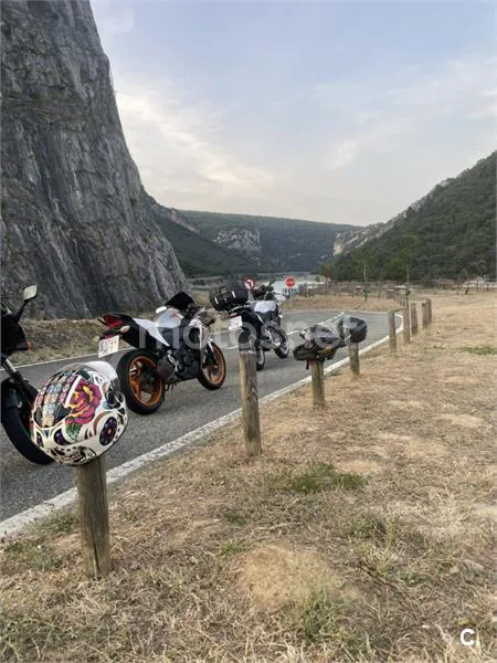 Honda CBR125R - Vista 7