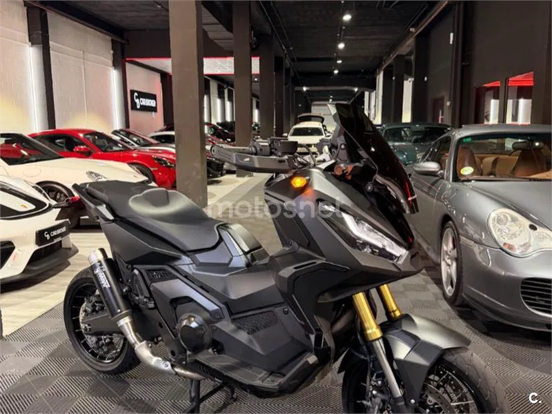 Honda X-ADV - Vista 10