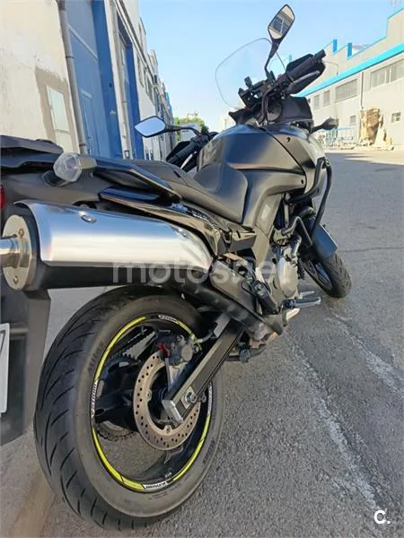 Suzuki V-Strom 650 3490 € 2008 Madrid - 2