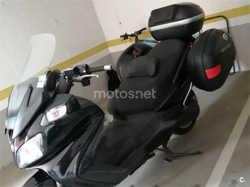 Suzuki Burgman 650 Executive - Vista 3