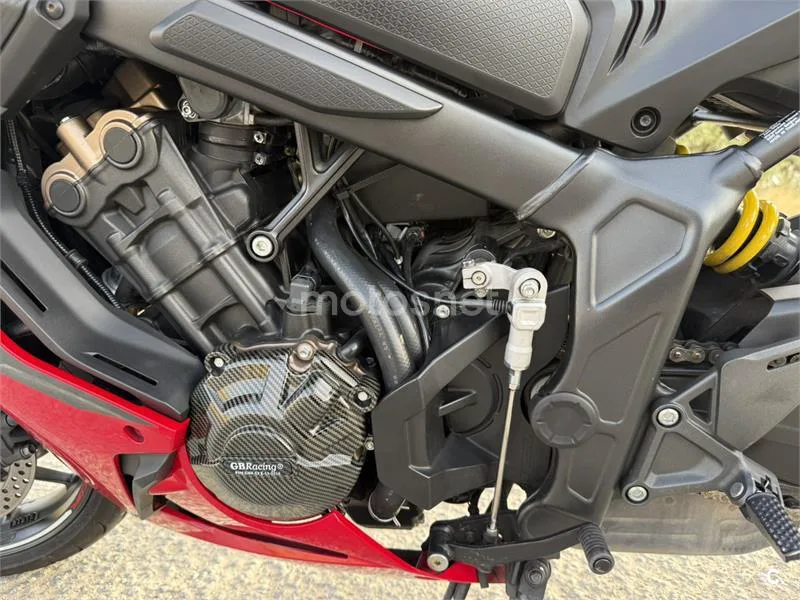 Honda CBR650R - Vista 9