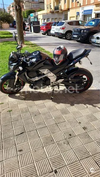 Kawasaki Z750 - Vista 4