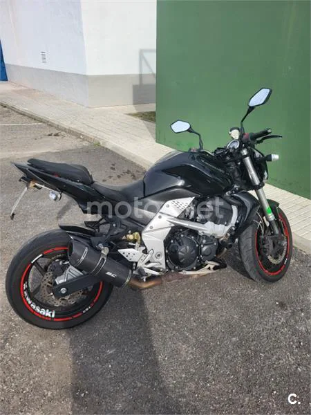 Kawasaki Z750 - Vista 8