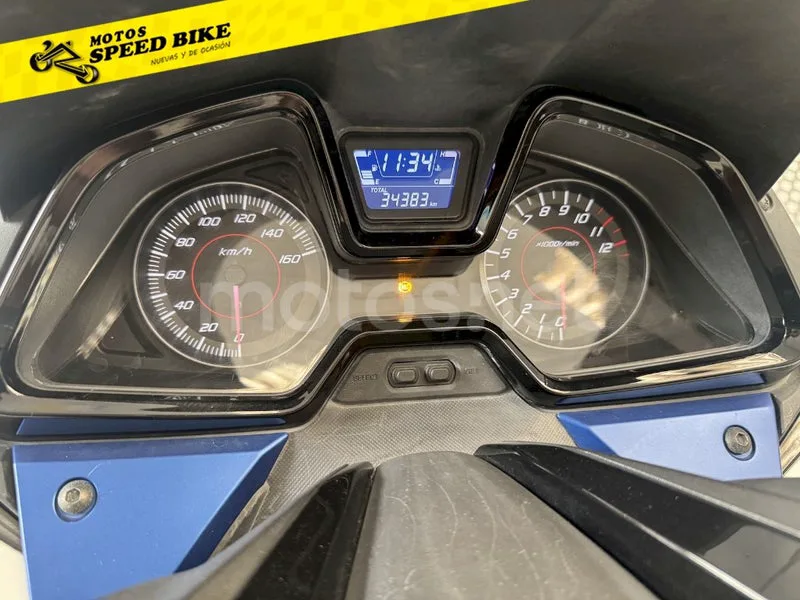 Honda Forza 125 - Vista 11