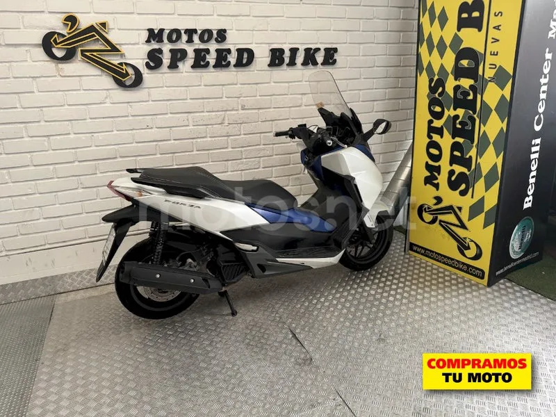 Honda Forza 125 - Vista 6