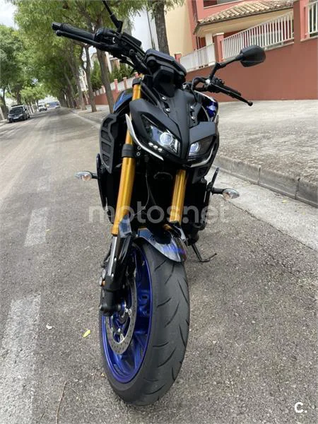 Yamaha MT-09 - Vista 3