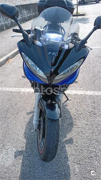 Yamaha FZ1 Fazer - Vista 4