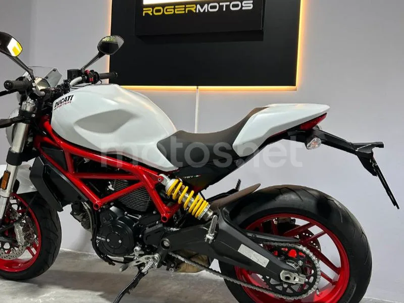 Ducati Monster 797 - Vista 7
