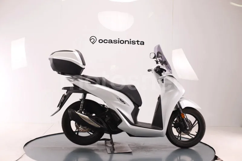 Honda SH125i 3790 € 2024 Barcelona - 1
