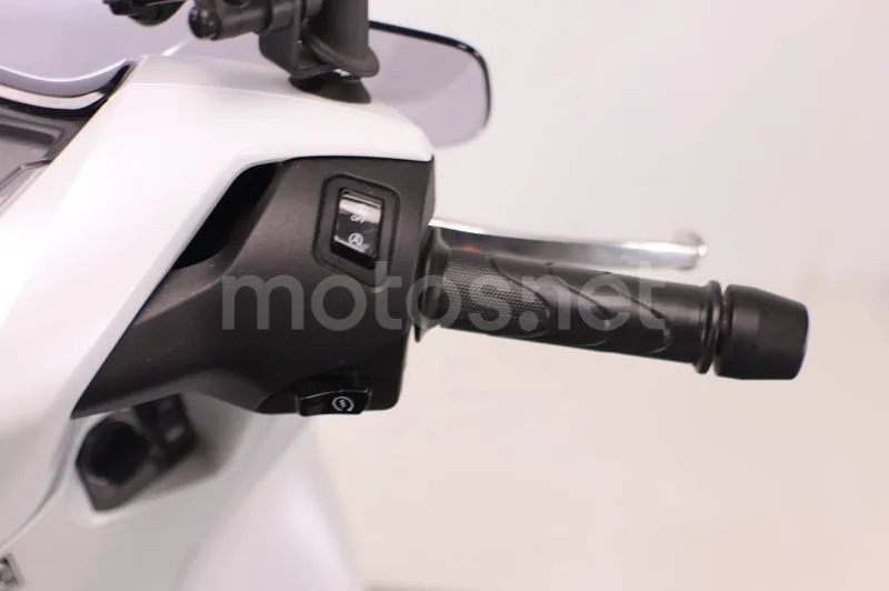 Honda SH125i - Vista 10