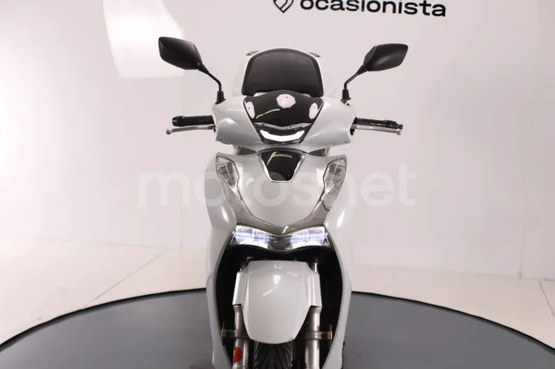 Honda SH125i - Vista 7