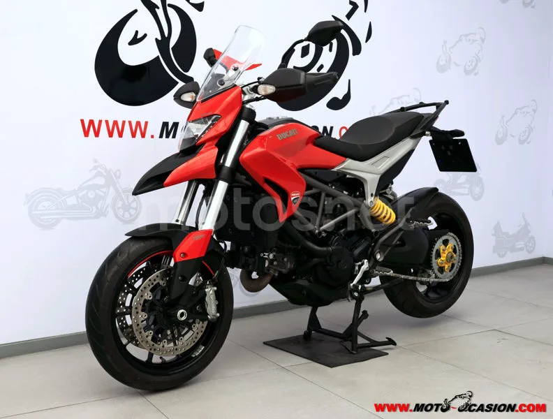 Ducati Hyperstrada - Vista 8